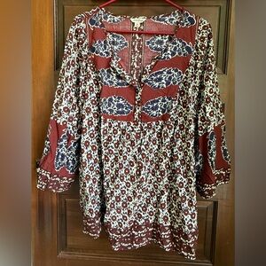 Lucky Brand size 3X floral tunic top.